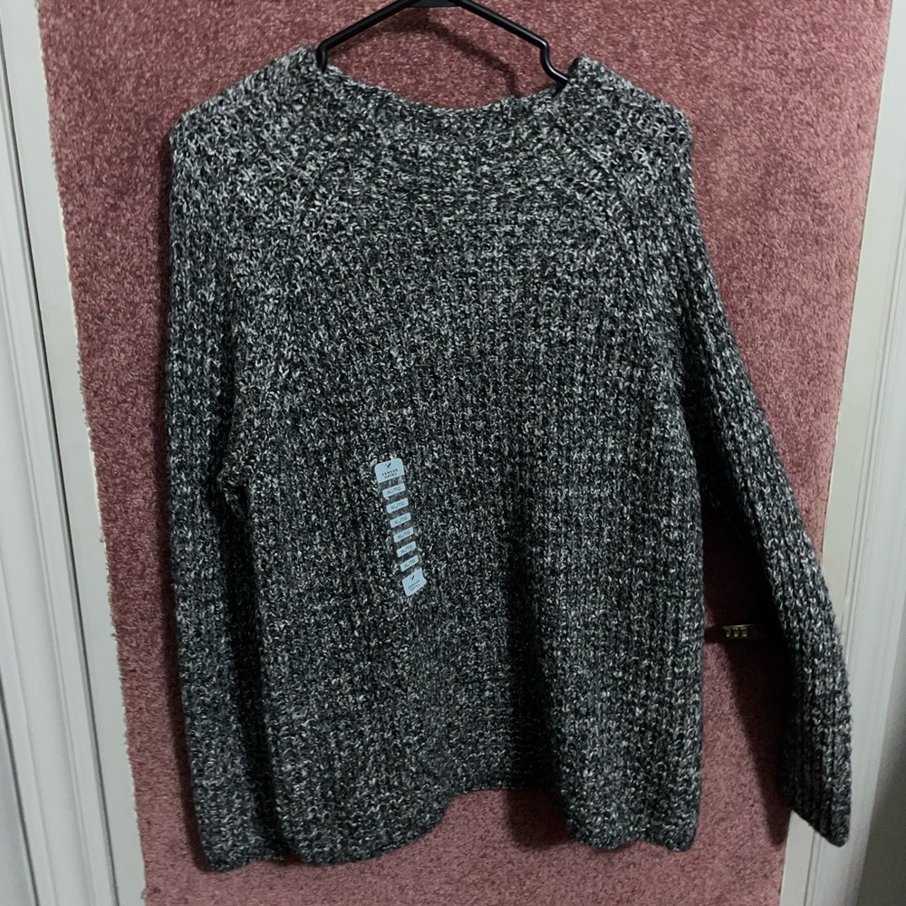 Denver Hayes Charcoal and Black Knit Sweater